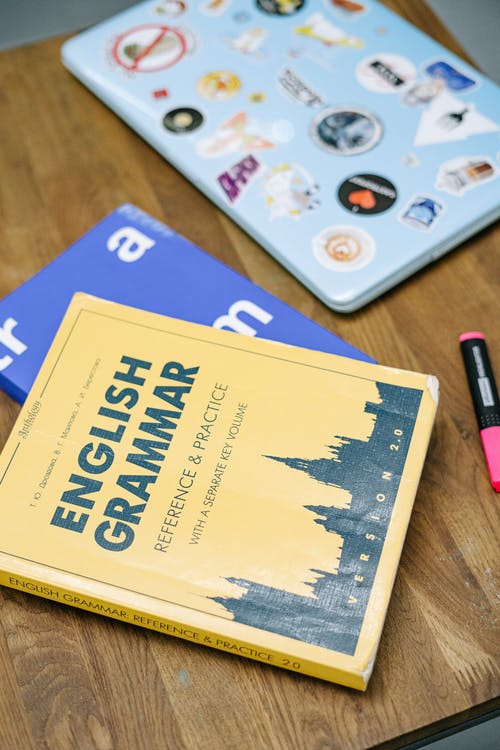 stack of English grammar books
