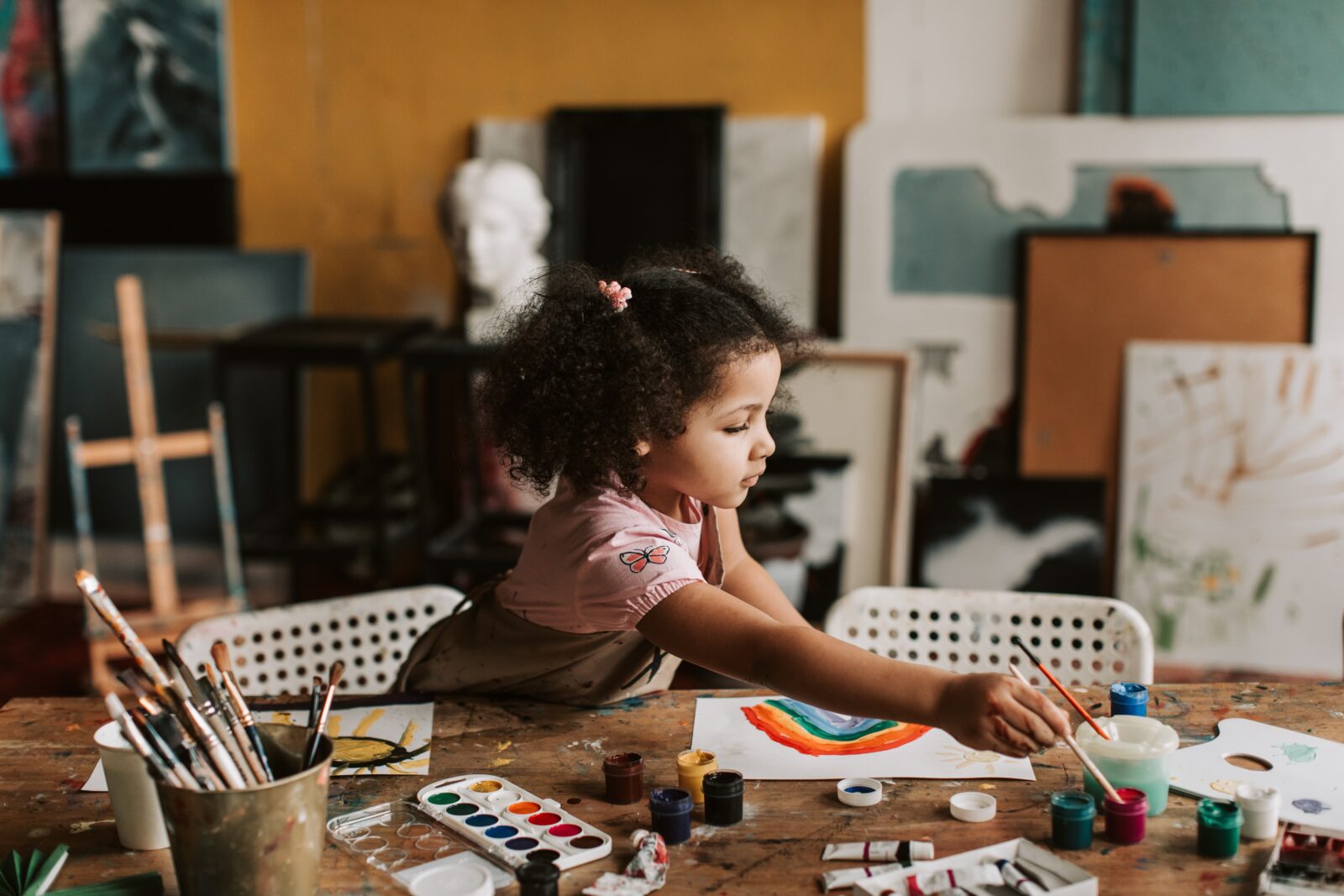 Girl painting
